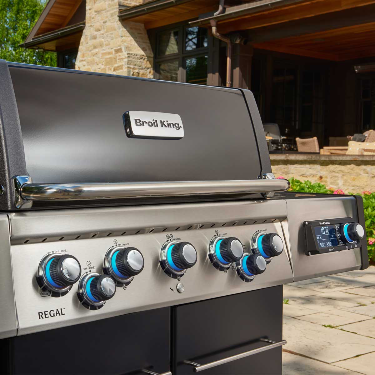 Broil King Gasgrill Regal Q 590 IR Smart Grill in Schwarz