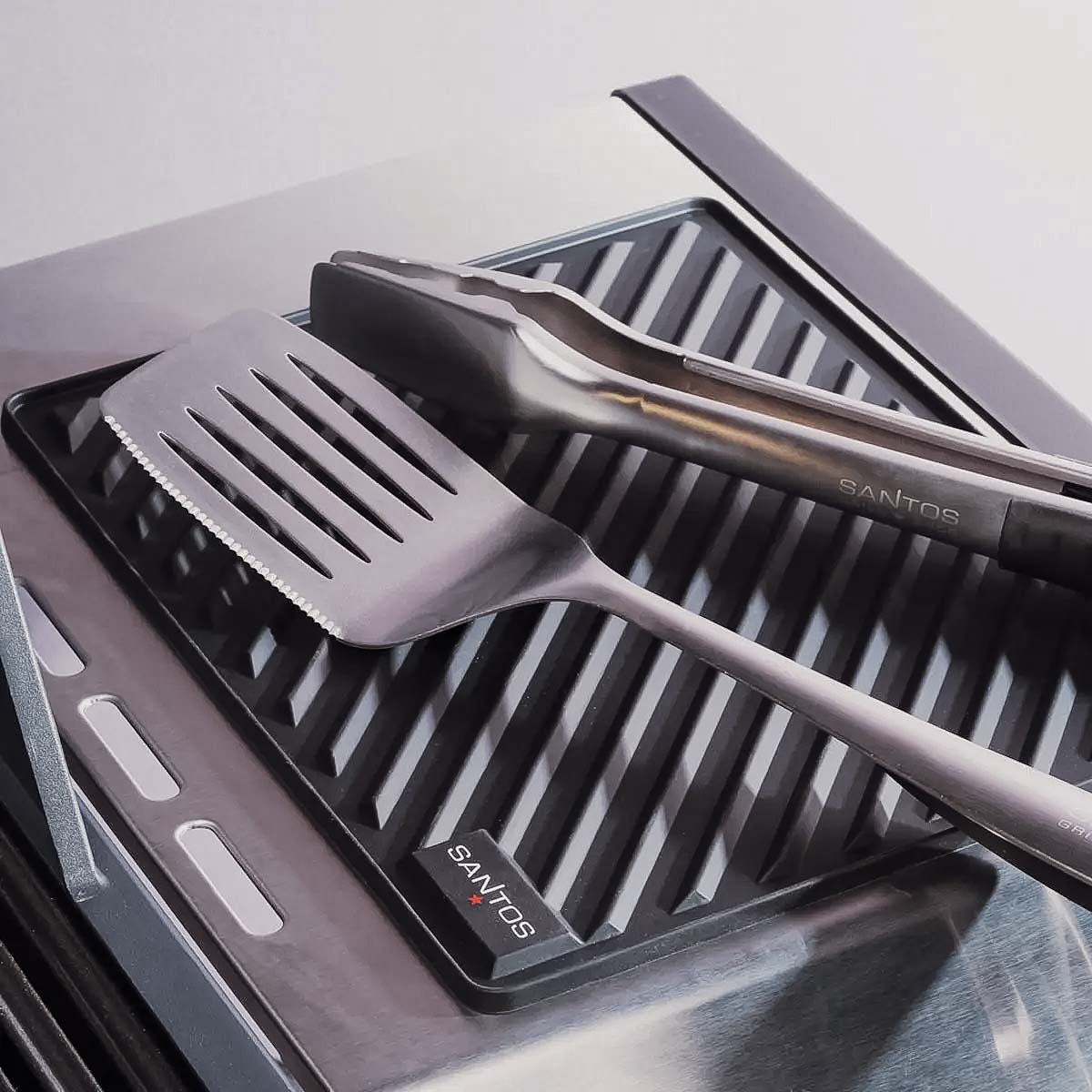 SANTOS Silikon Besteckablage für Grillzubehör, Schwarz SANTOS Silikon Besteckablage für Grillzubehör, Schwarz