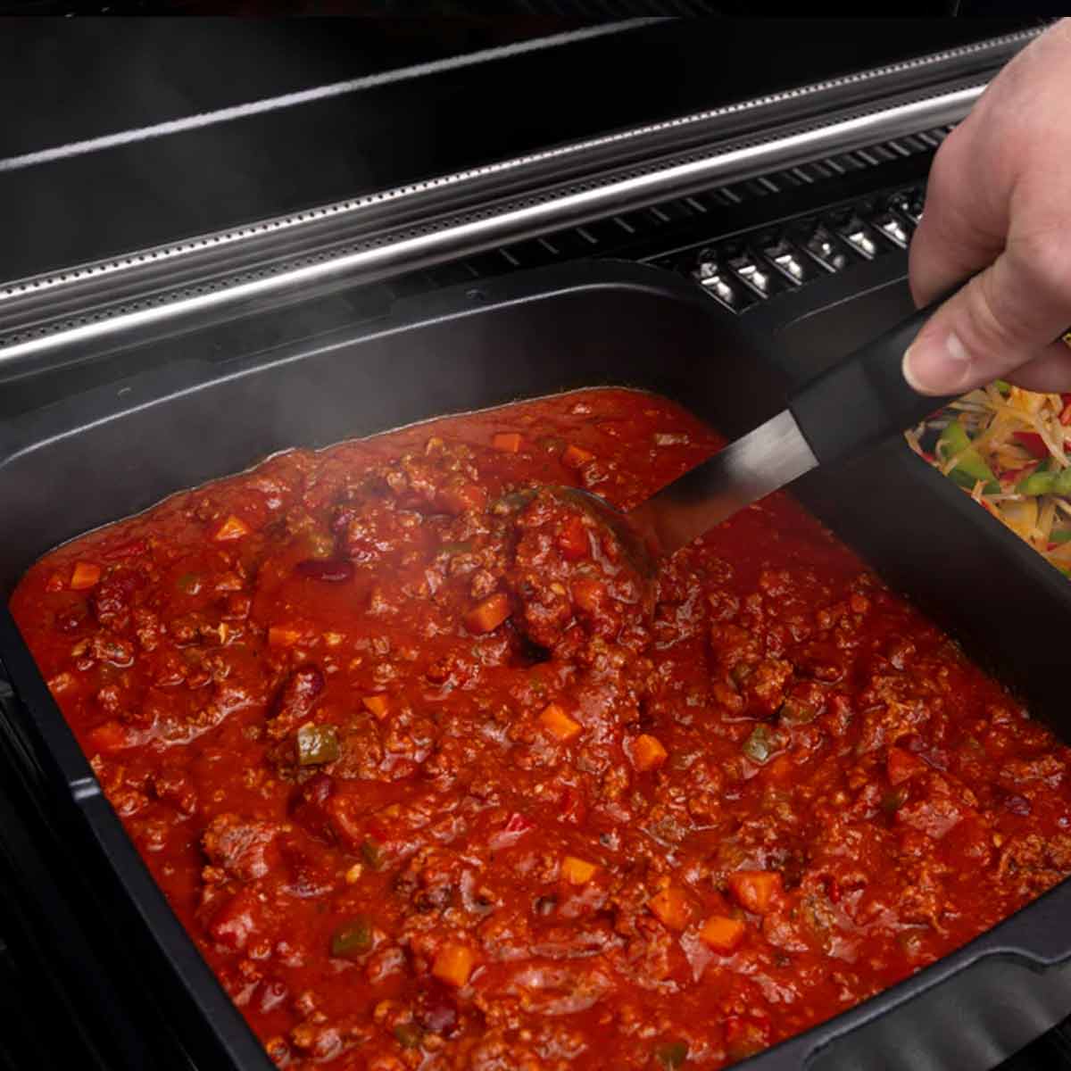 Broil King Dutch Oven, Zubereitung von Sauce Bolognese