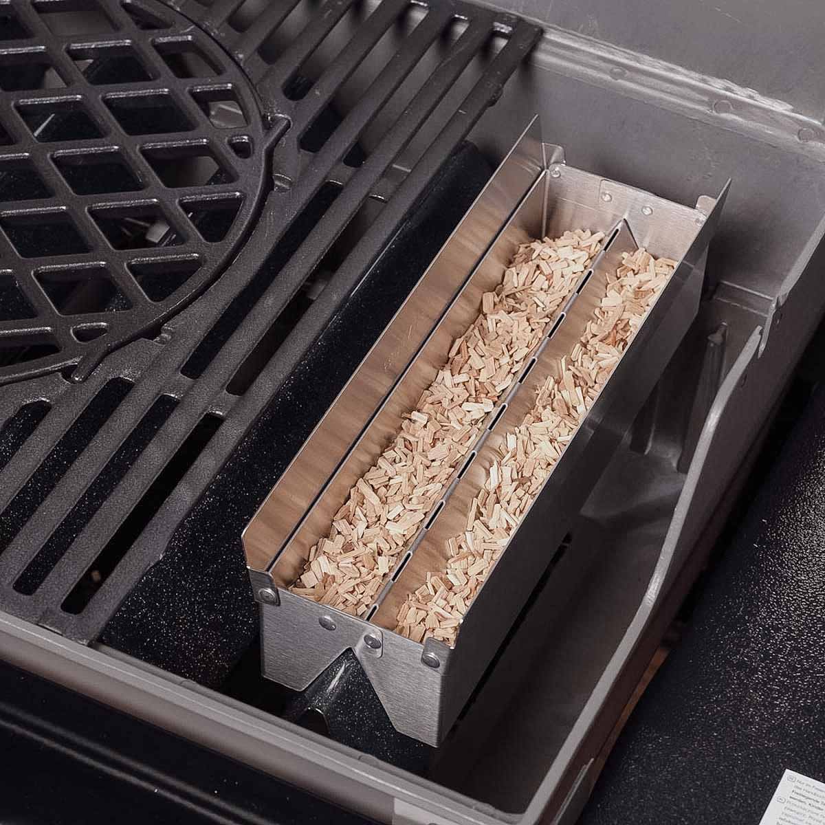 SANTOS Smoker Box für Weber Gasgrills Geschlossen