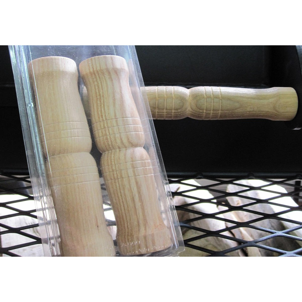 Joe's Barbeque Holzgriffe, lang (Paar) inkl. Befestigungskappen