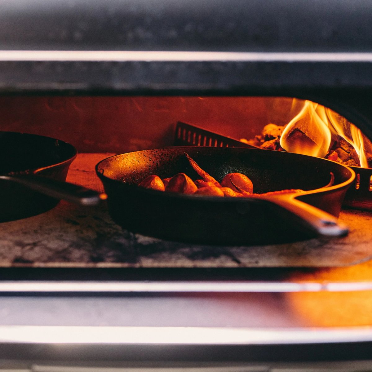 Gozney Pizzaofen Dome Gen 2.0 XL | Cremeweiss vor weissem Hintergrund