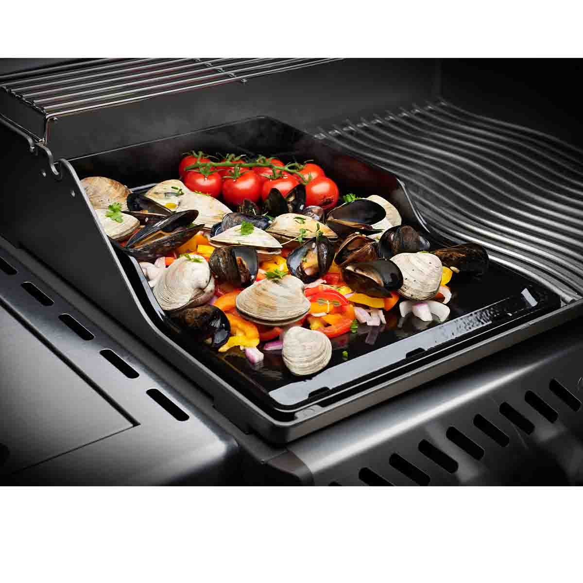 Napoleon Gusseiserne Plancha für Rogue 425 & 525 Napoleon Gusseiserne Plancha für Rogue 425 & 525